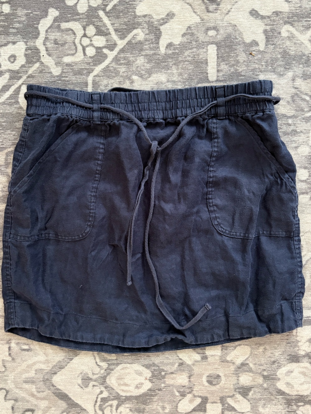 LOFT 100% Linen Pull-On Mini Skirt Navy size Medium Petite
